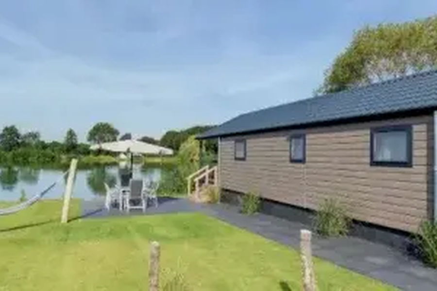 Waterlodge1